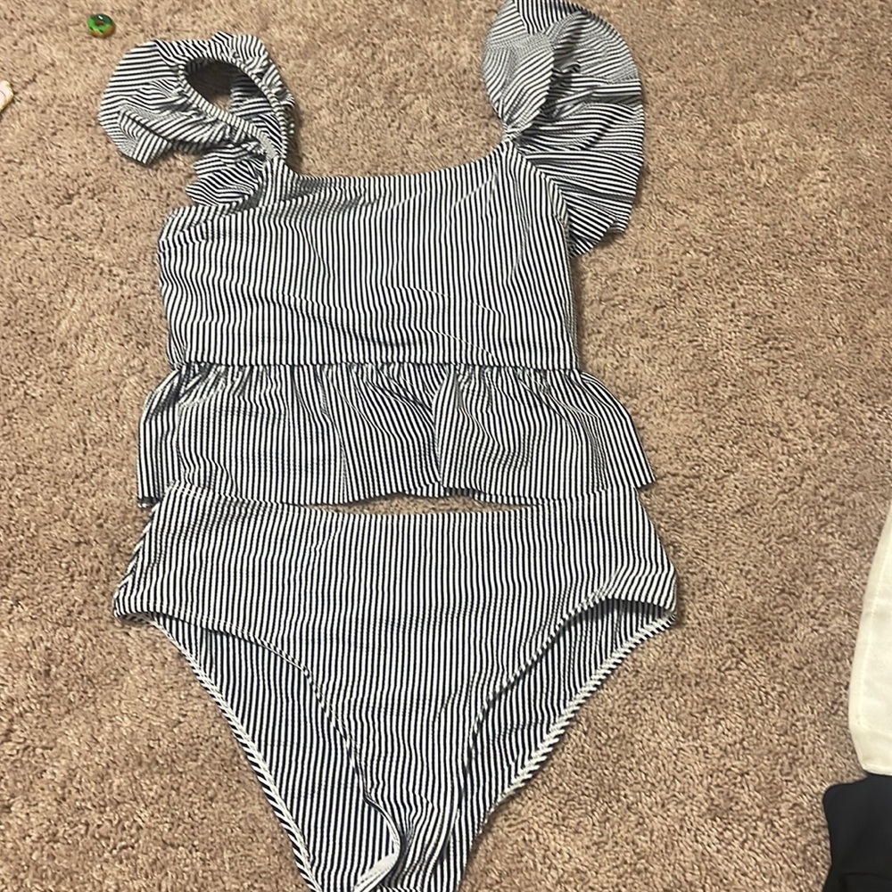 SHEIN bathing suit